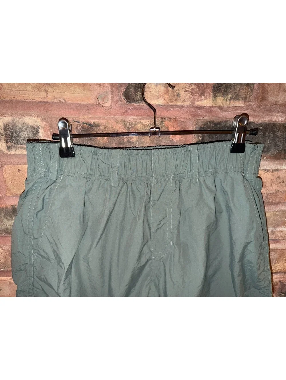 Malbon Golf Caddy Bear Shorts Men's Medium Green Short Polyester Inseam 6